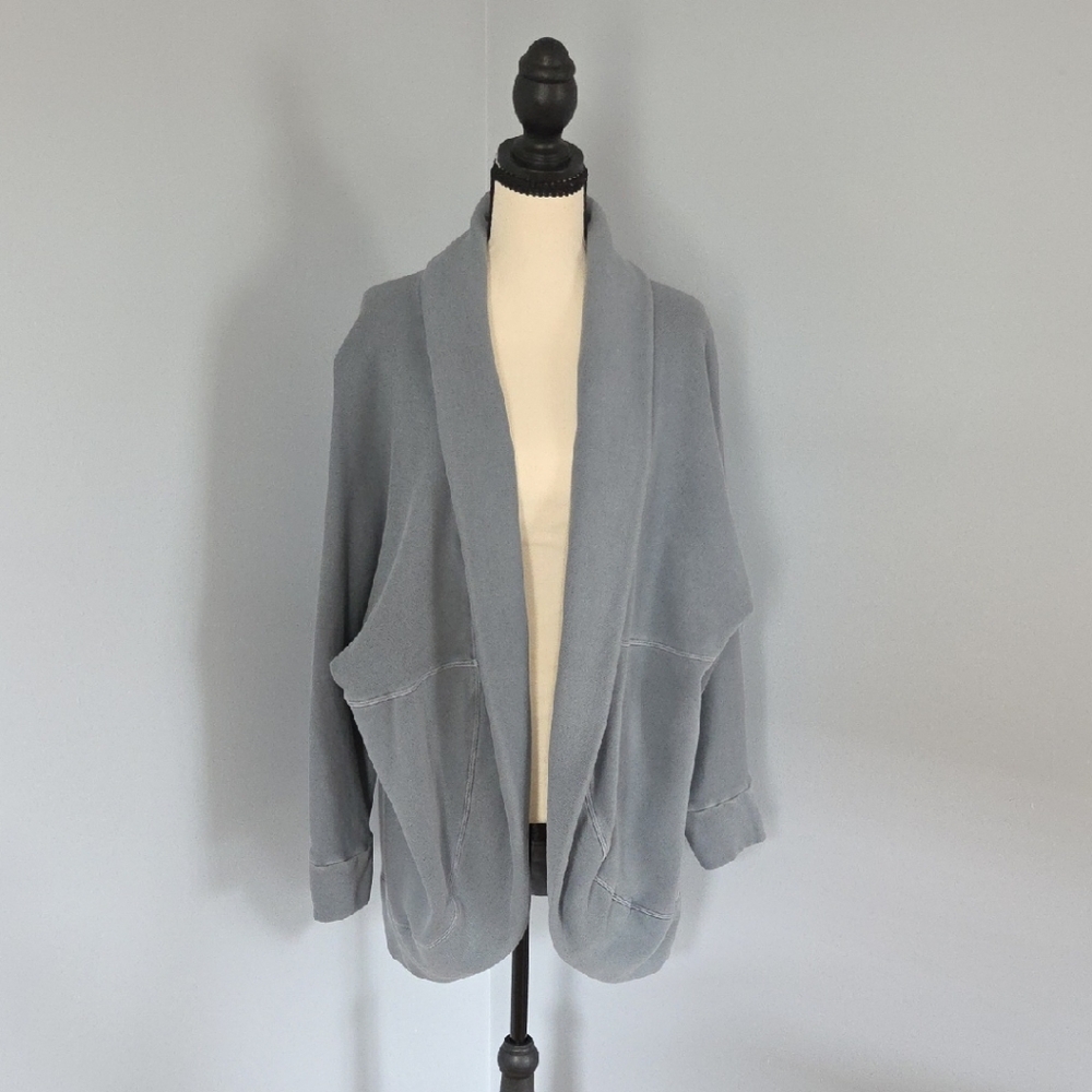 Barefoot Dreams Cozy Gray Open Front Cardigan